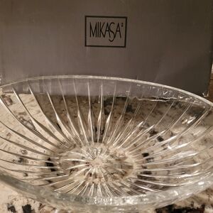 Mikasa Clear Glass Serving Bowl